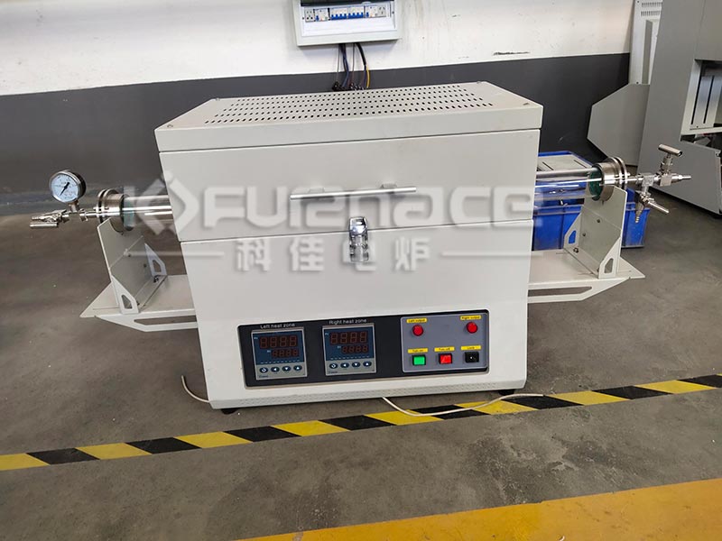 比较常用的实验型两温区电加热管式炉