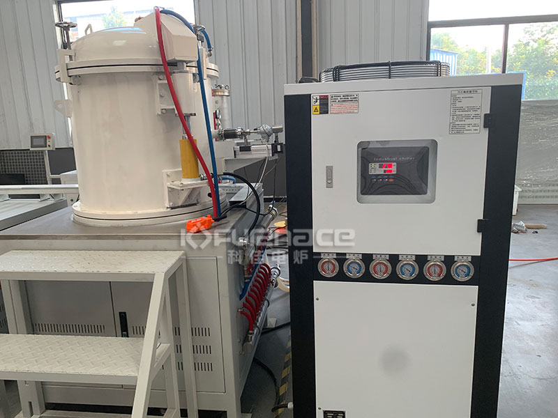 立式石墨真空炉